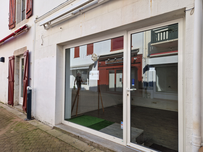 Location Immobilier Professionnel Local commercial Saint-Jean-de-Luz (64500)